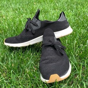 Black Men’s Native Shoes Size 10.5